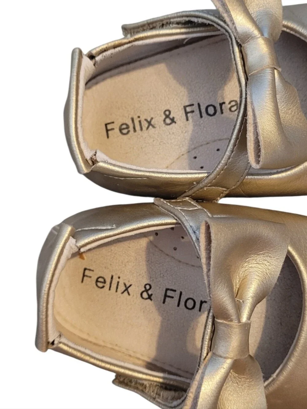 Felix & Flora Gold Bow Mary Jane Kids Shoes Size 135/US 6T